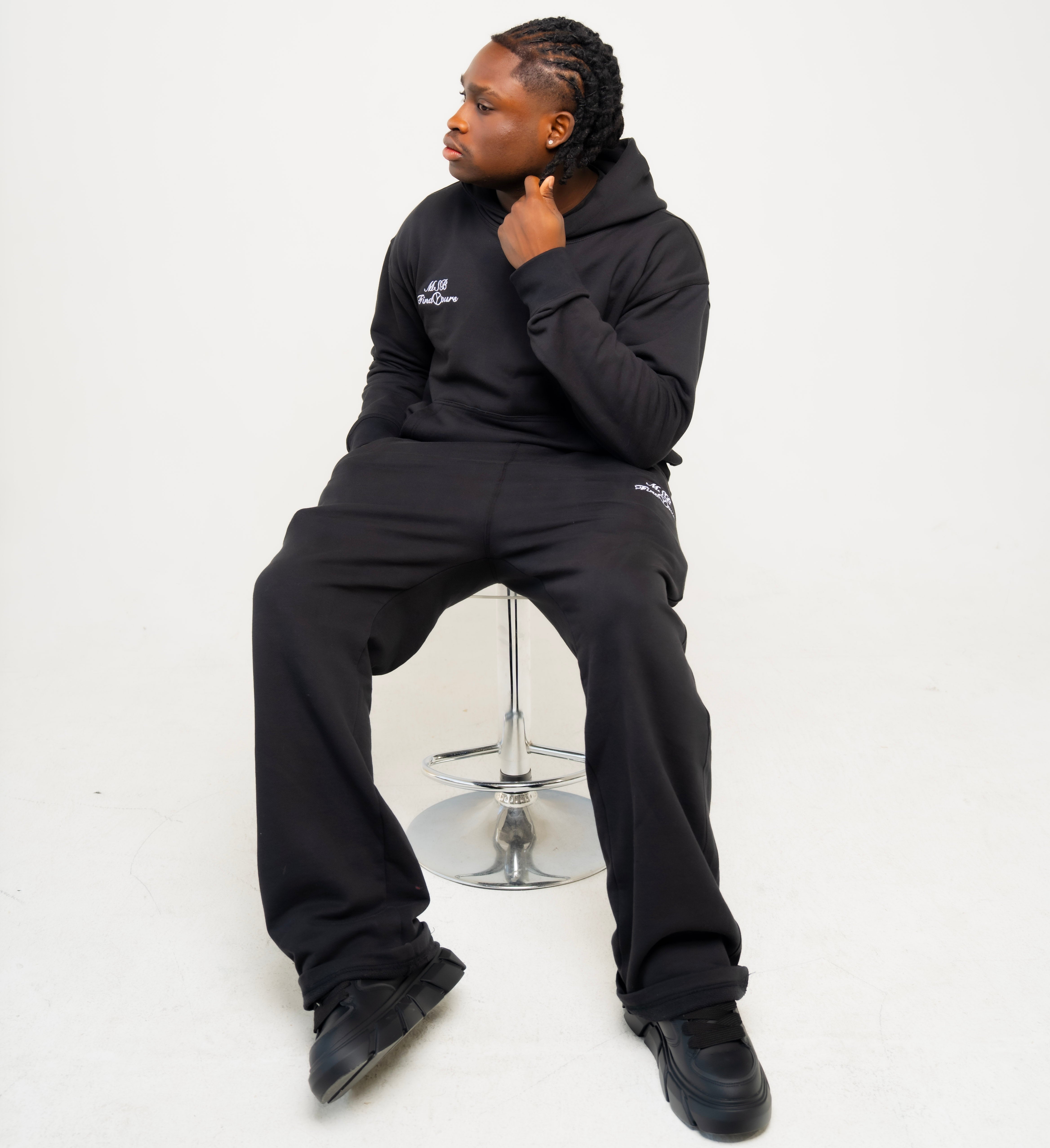 Find Yours ☮︎ Black Pullover Sweatsuit